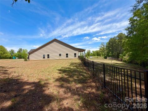 1473 Pleasant School Road Gaffney SC 29341