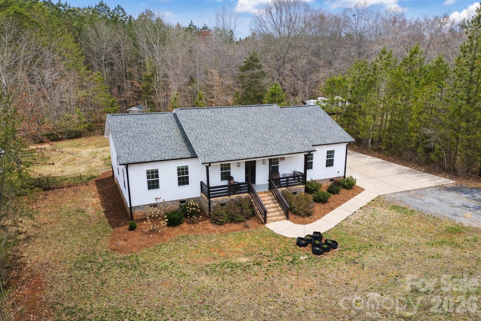 731 Miles Road Dallas NC 28034