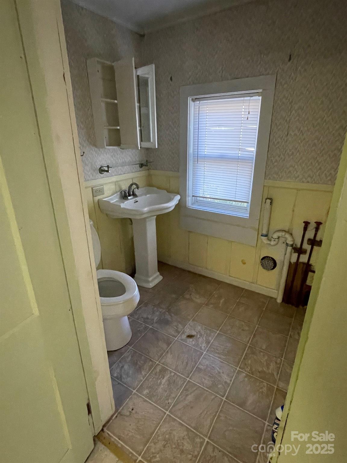 142 Whitewater Road Sapphire NC 28774