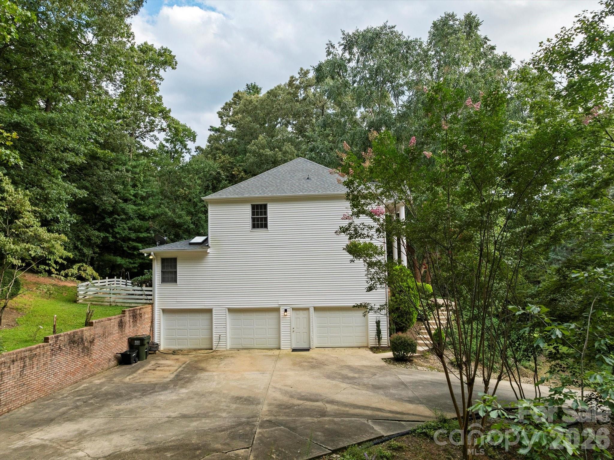 314 Sweetwater Hills Drive Hendersonville NC 28791