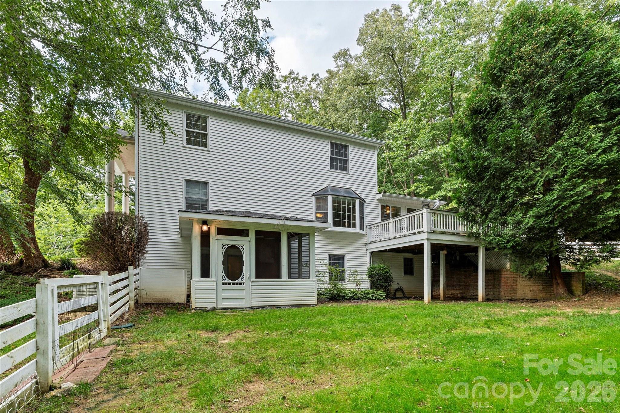 314 Sweetwater Hills Drive Hendersonville NC 28791