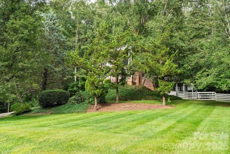 314 Sweetwater Hills Drive Hendersonville NC 28791