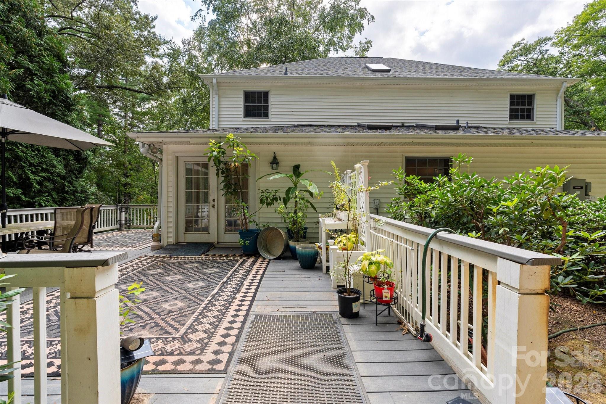 314 Sweetwater Hills Drive Hendersonville NC 28791