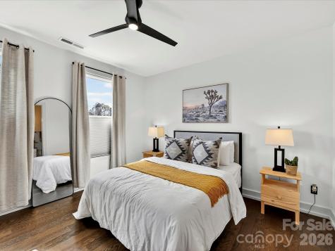 1613 Parkwood Avenue Charlotte NC 28205