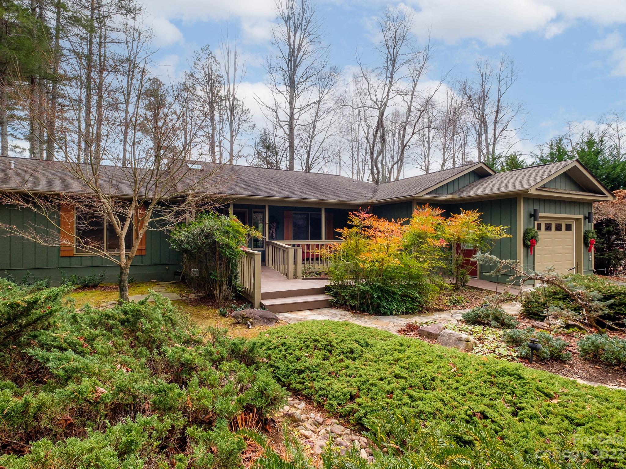 141 Middle Connestee Trail Brevard NC 28712