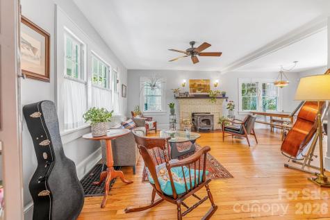 22 Westover Drive Asheville NC 28801