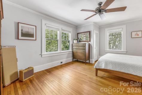 22 Westover Drive Asheville NC 28801