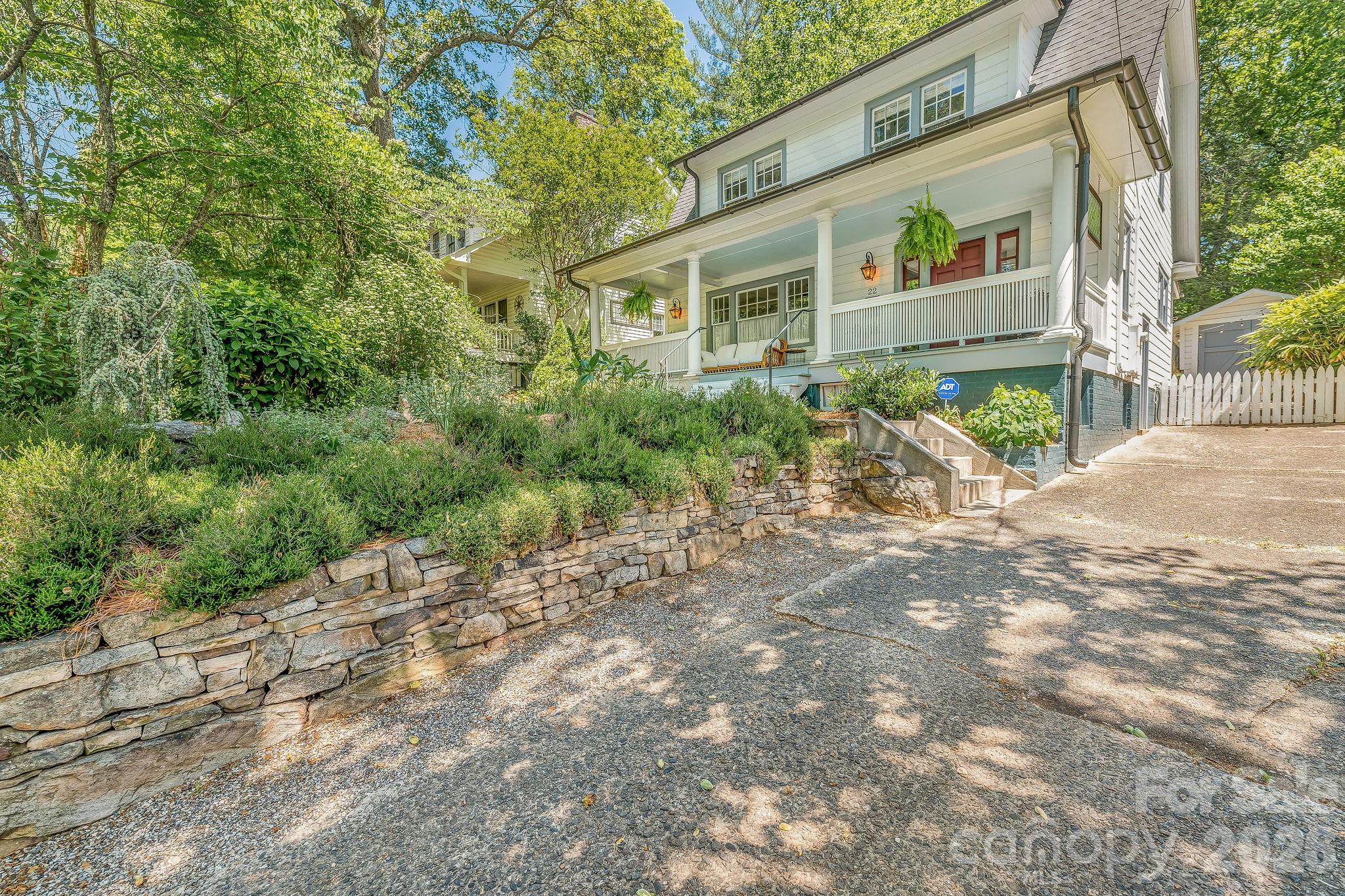 22 Westover Drive Asheville NC 28801