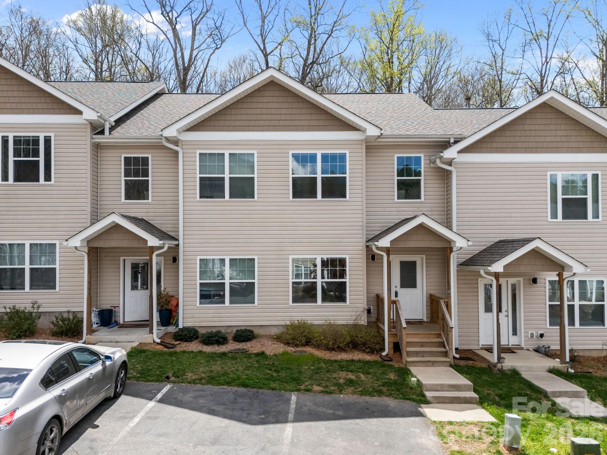 25 Cherry Laurel Lane Swannanoa NC 28778