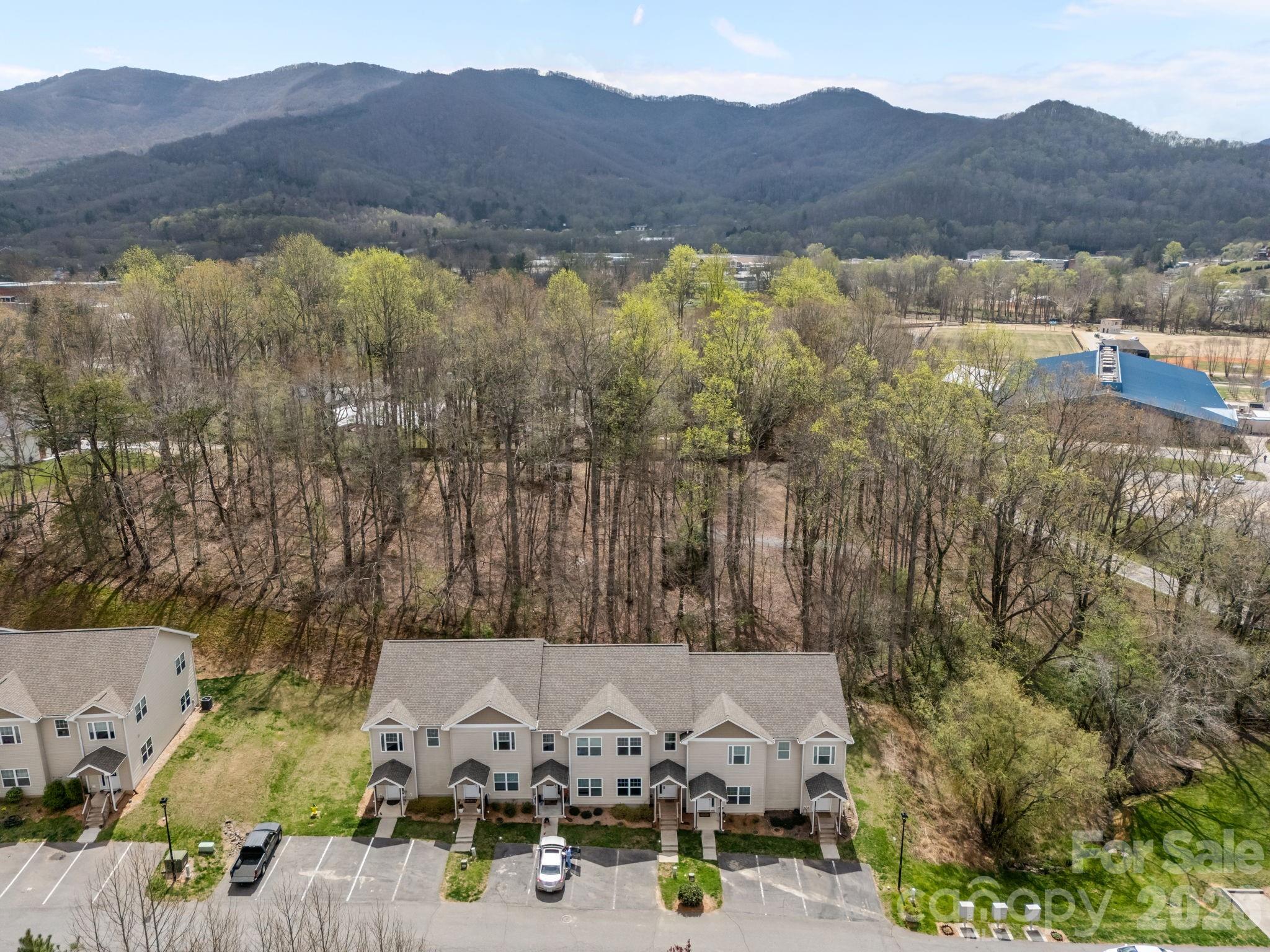 25 Cherry Laurel Lane Swannanoa NC 28778