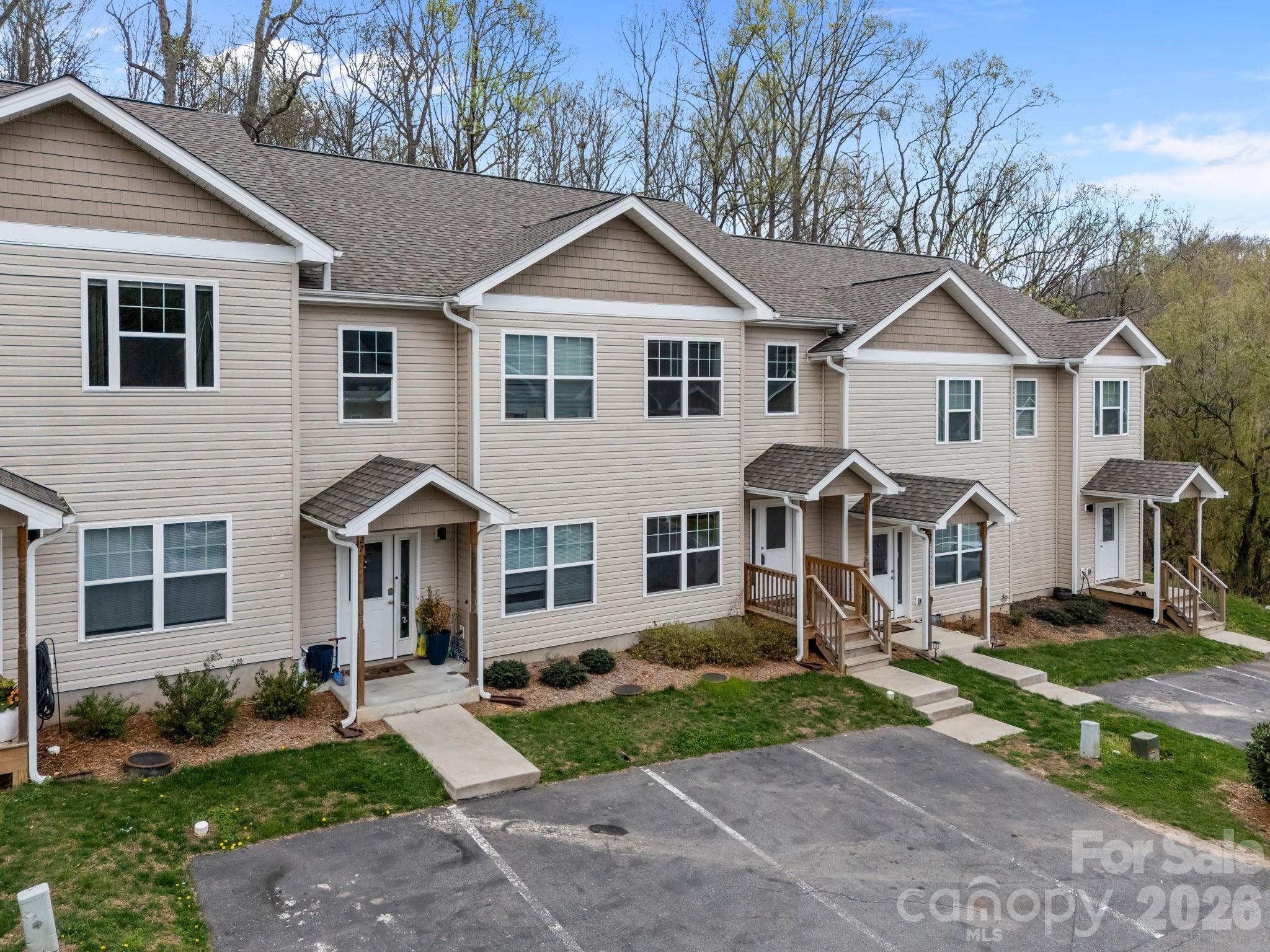 25 Cherry Laurel Lane Swannanoa NC 28778