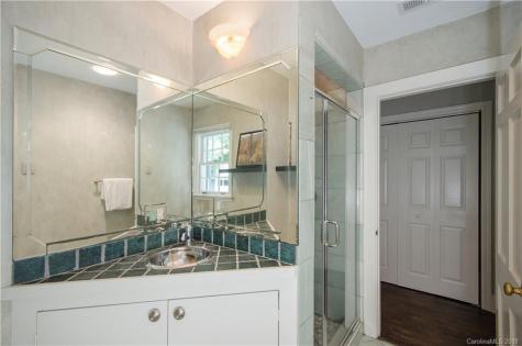 12 Horizon Hill Road Asheville NC 28804