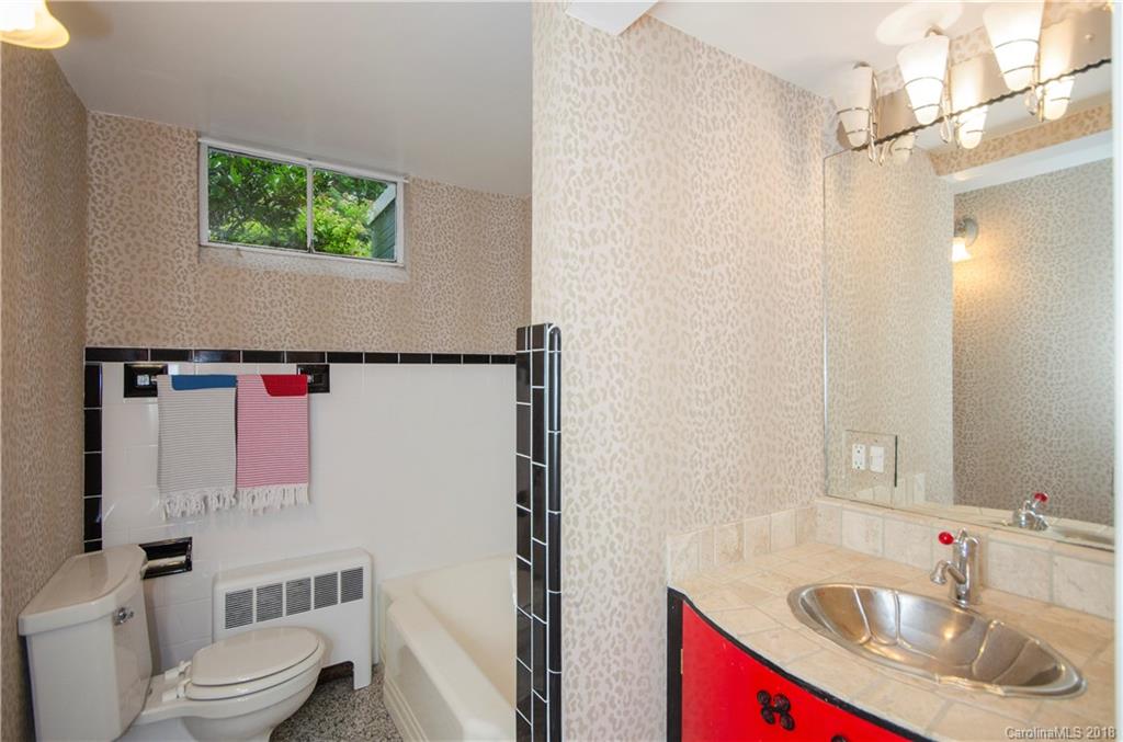 12 Horizon Hill Road Asheville NC 28804
