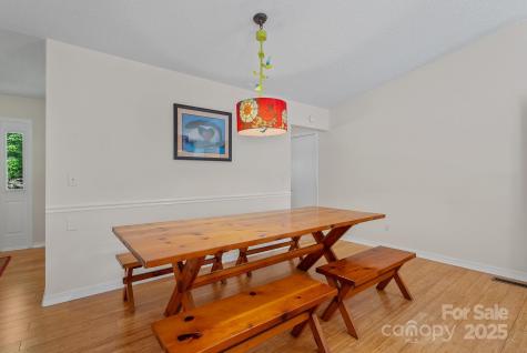 4-b Hedgerose Court Asheville NC 28805