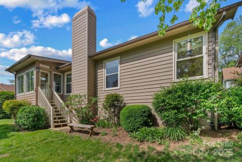 4-b Hedgerose Court Asheville NC 28805
