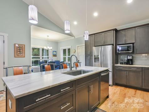26 Addison Fisher Way Asheville NC 28805