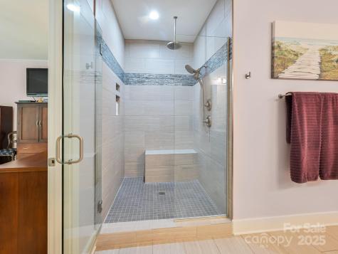 26 Addison Fisher Way Asheville NC 28805