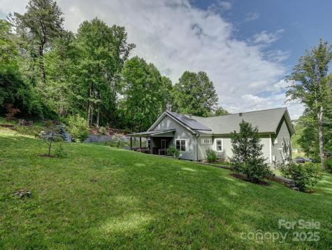 26 Addison Fisher Way Asheville NC 28805