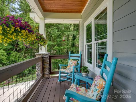 26 Addison Fisher Way Asheville NC 28805