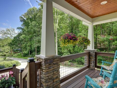 26 Addison Fisher Way Asheville NC 28805