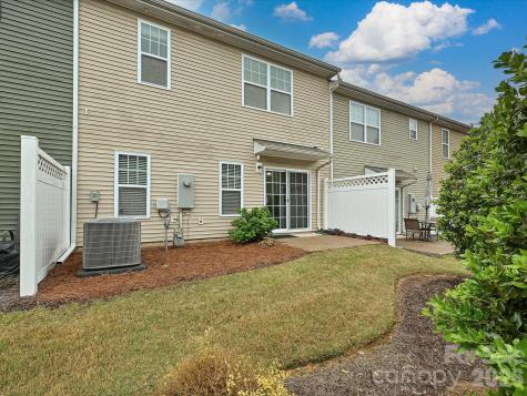 4629 Quinton Lane Charlotte NC 28269
