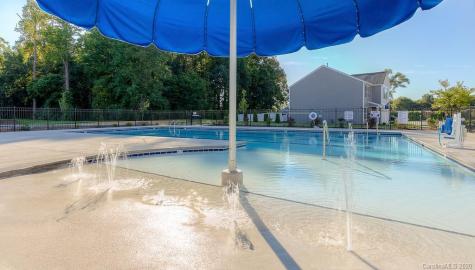 3075 Green Apple Drive Dallas NC 28034