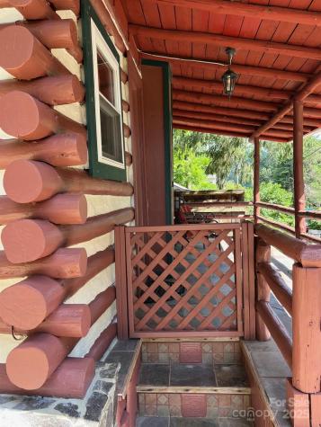 10 Rhododendron Drive Asheville NC 28805
