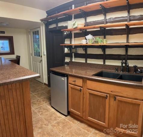 10 Rhododendron Drive Asheville NC 28805