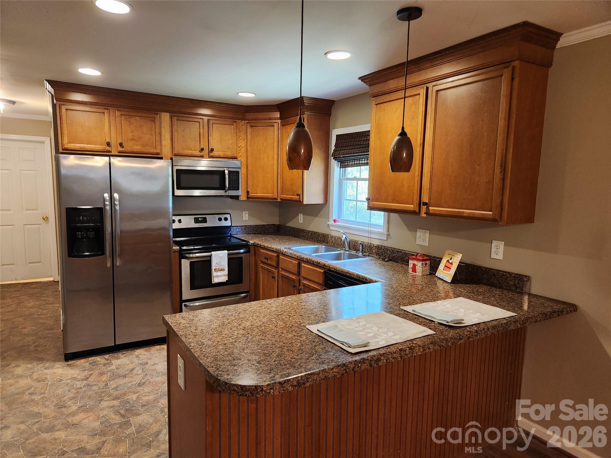 1404 W Mauney Avenue Gastonia NC 28052