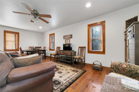 370 Moons Rest Lane Brevard NC 28712