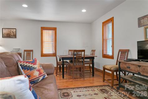 370 Moons Rest Lane Brevard NC 28712