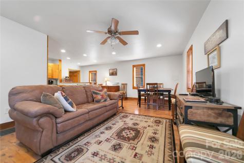 370 Moons Rest Lane Brevard NC 28712