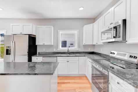 139 Northbend Drive Asheville NC 28804