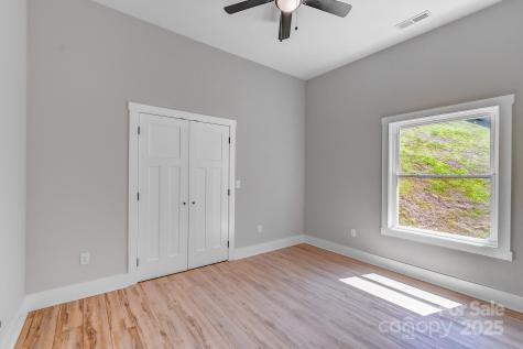 139 Northbend Drive Asheville NC 28804