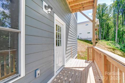 139 Northbend Drive Asheville NC 28804