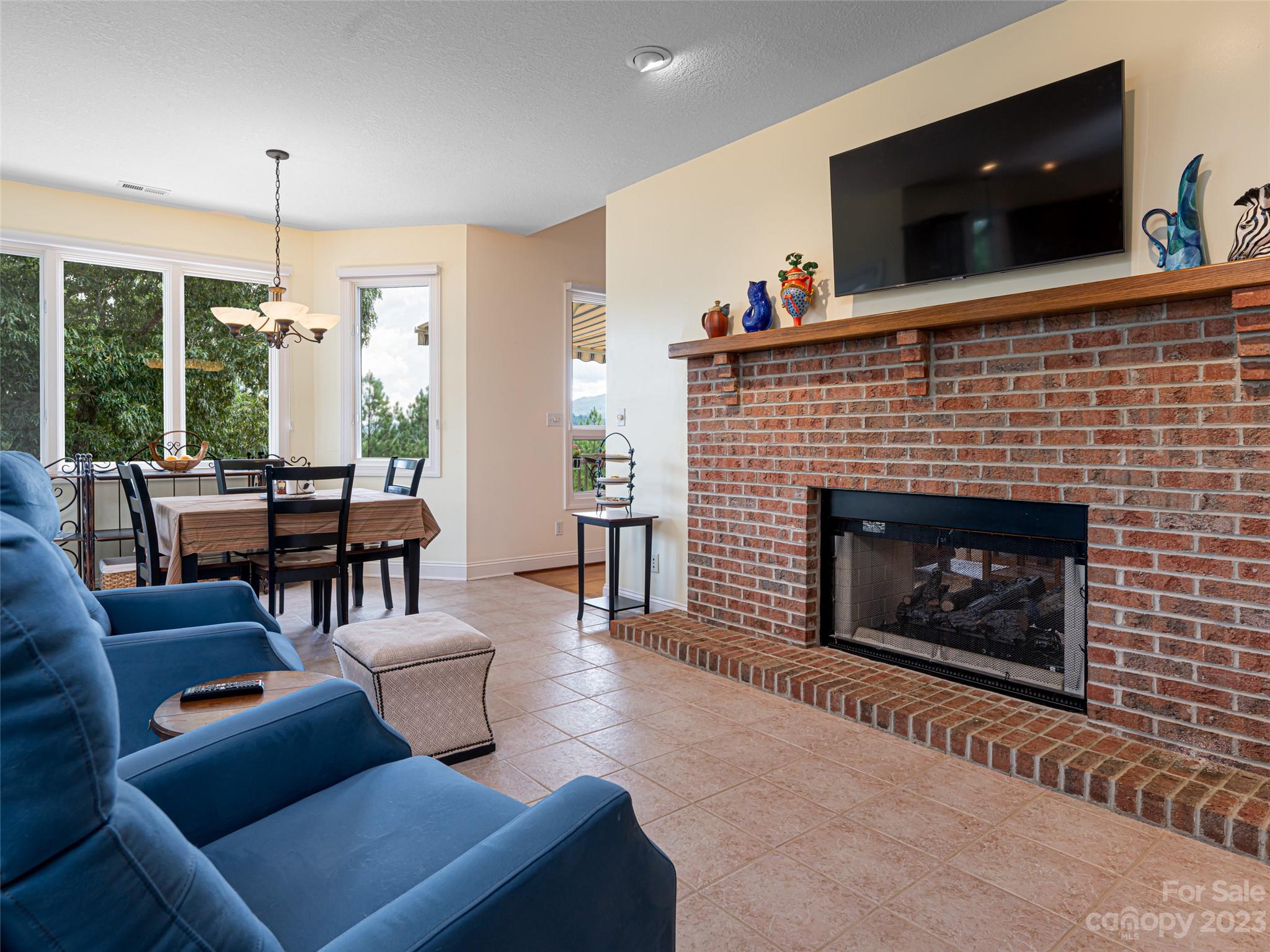 28 Clear Vista Drive Asheville NC 28805