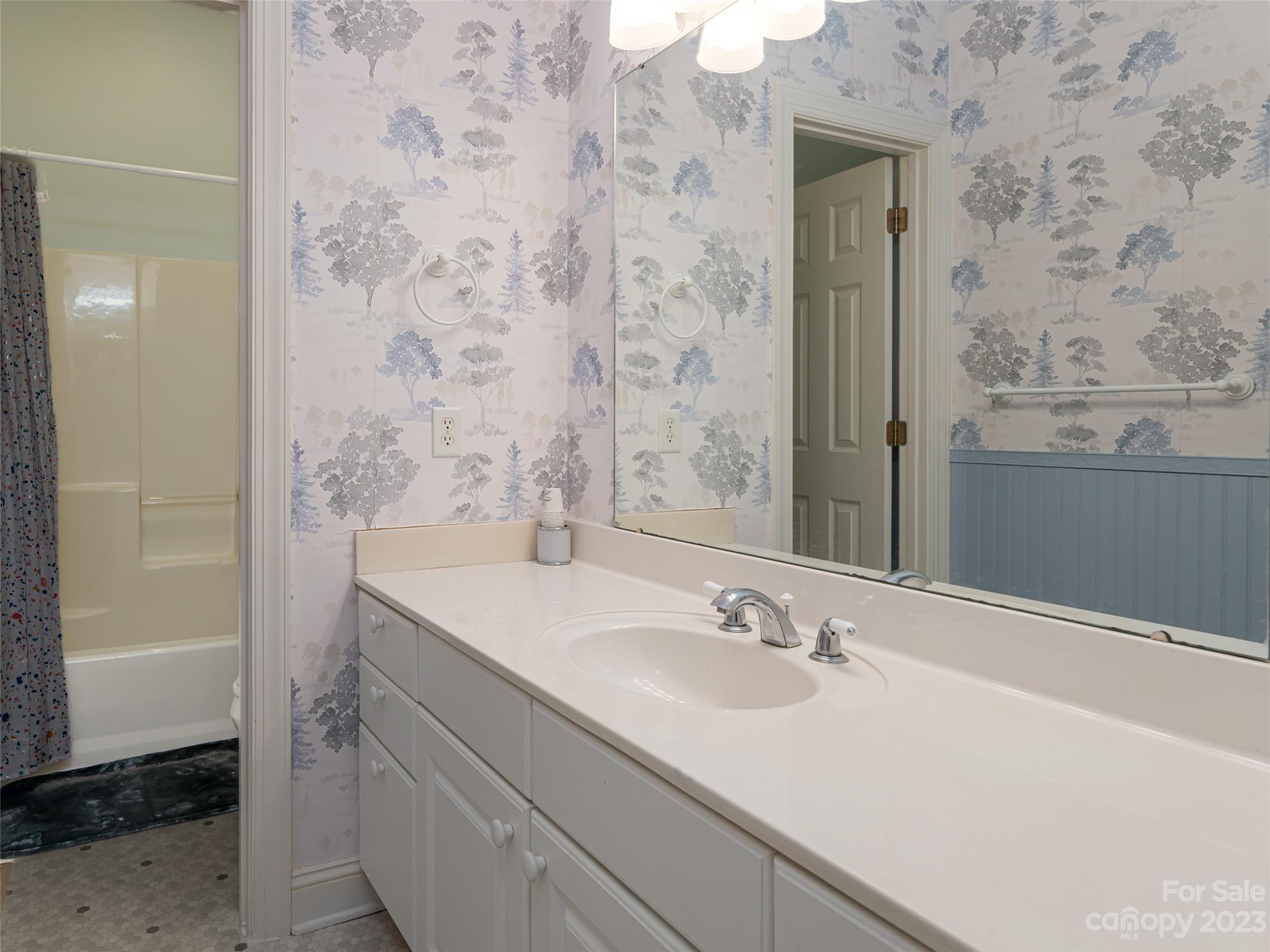 28 Clear Vista Drive Asheville NC 28805