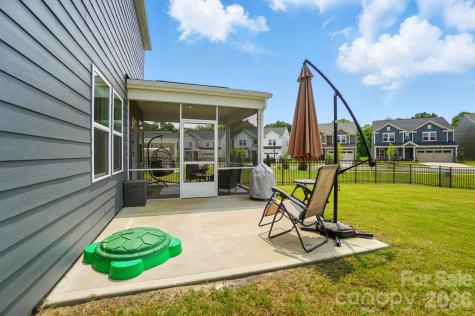 11113 Godwit Lane Charlotte NC 28278