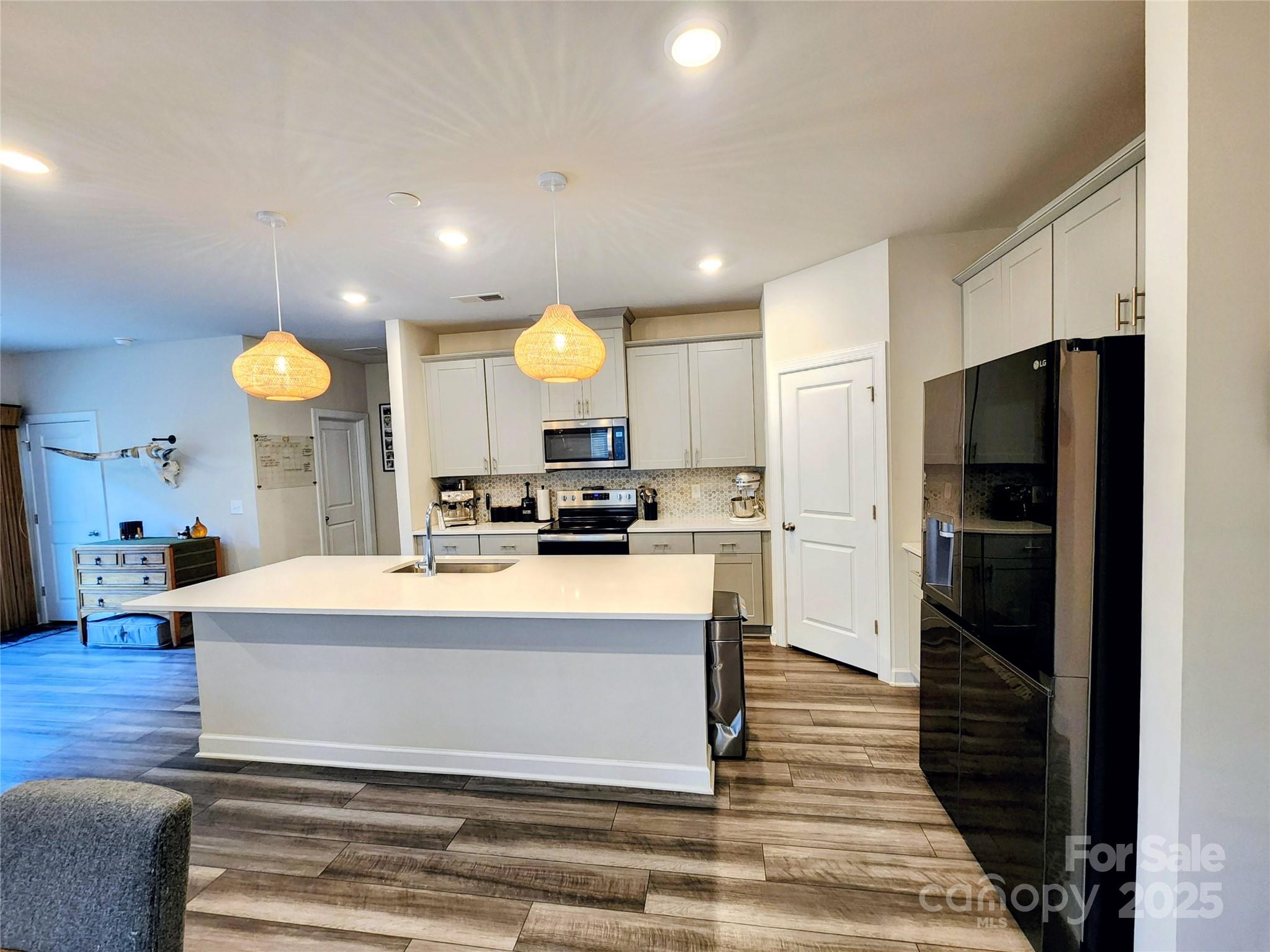 3873 County Down Avenue Kannapolis NC 28081