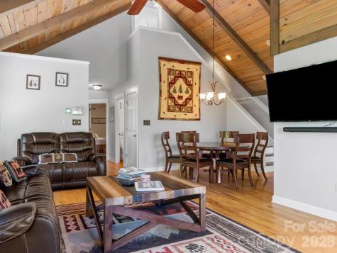 31 Bear Den Road Asheville NC 28805