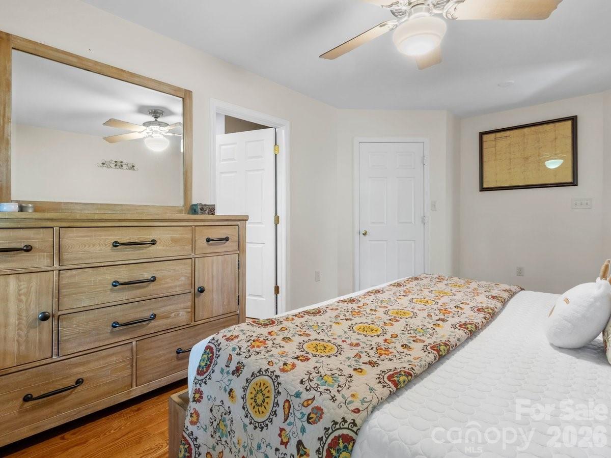 31 Bear Den Road Asheville NC 28805
