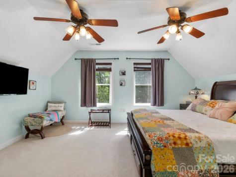 31 Bear Den Road Asheville NC 28805