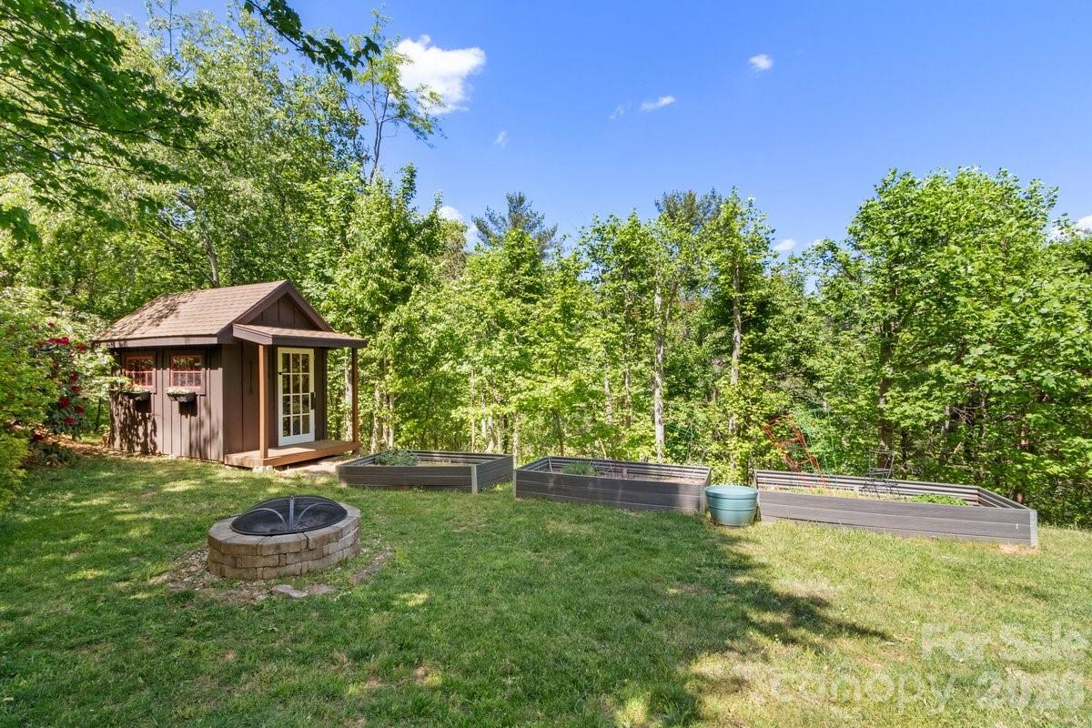 31 Bear Den Road Asheville NC 28805