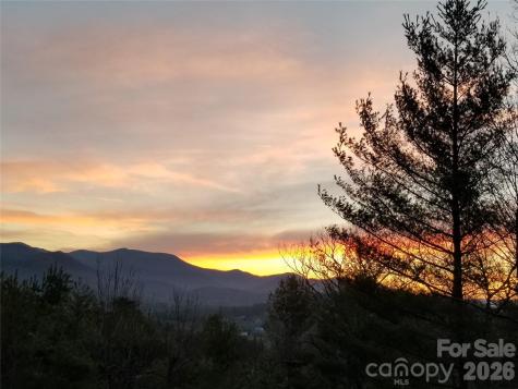 31 Bear Den Road Asheville NC 28805