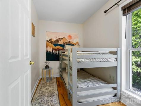 31 Bear Den Road Asheville NC 28805