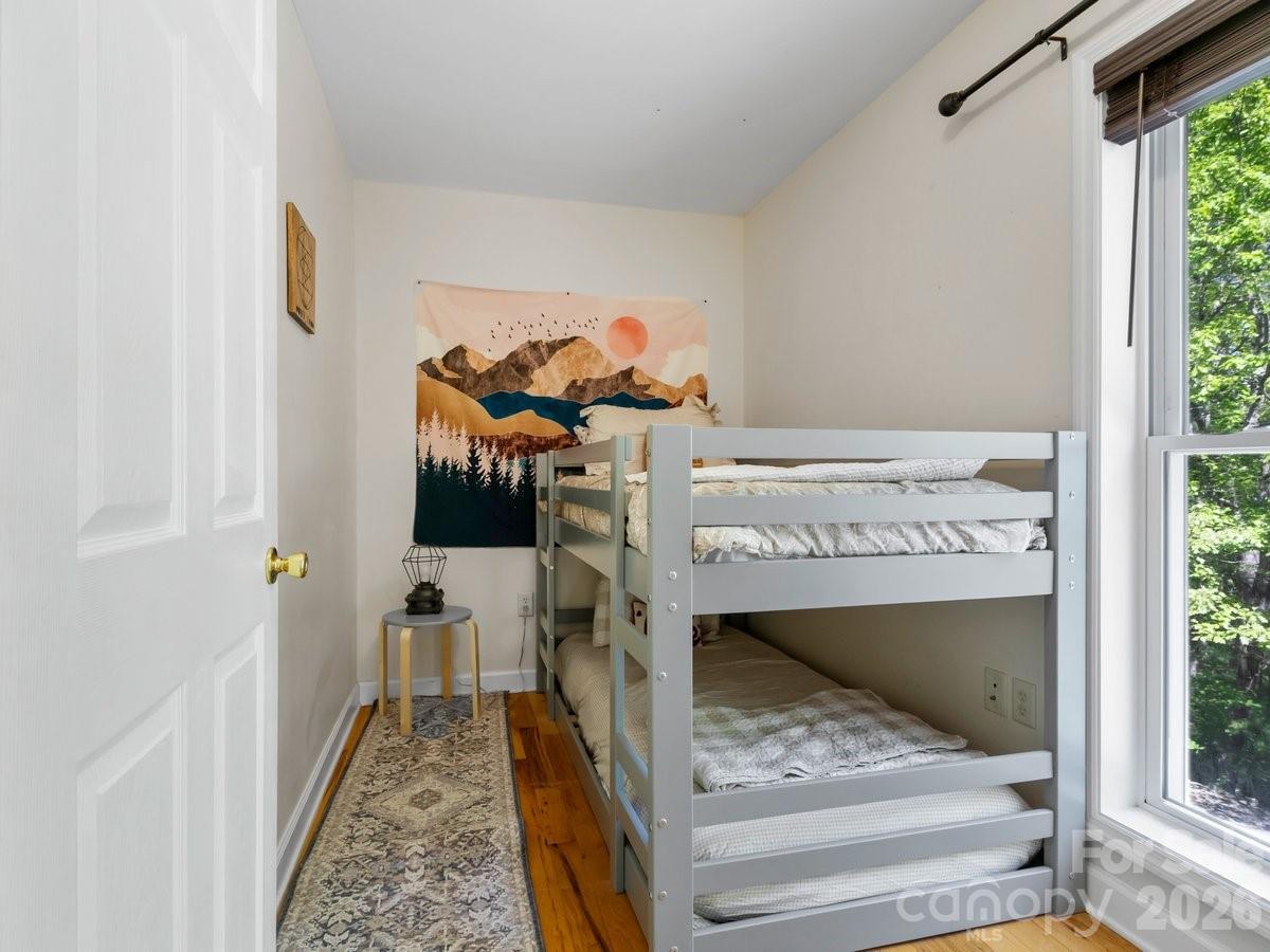 31 Bear Den Road Asheville NC 28805