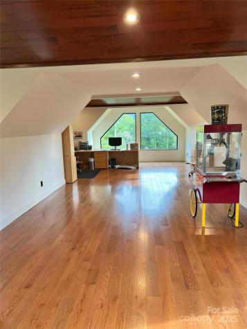 57 Union Chapel Road Weaverville NC 28787