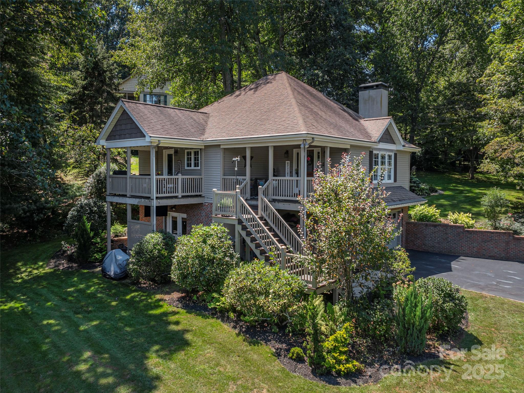 105 Deer Glade Lane Waynesville NC 28786