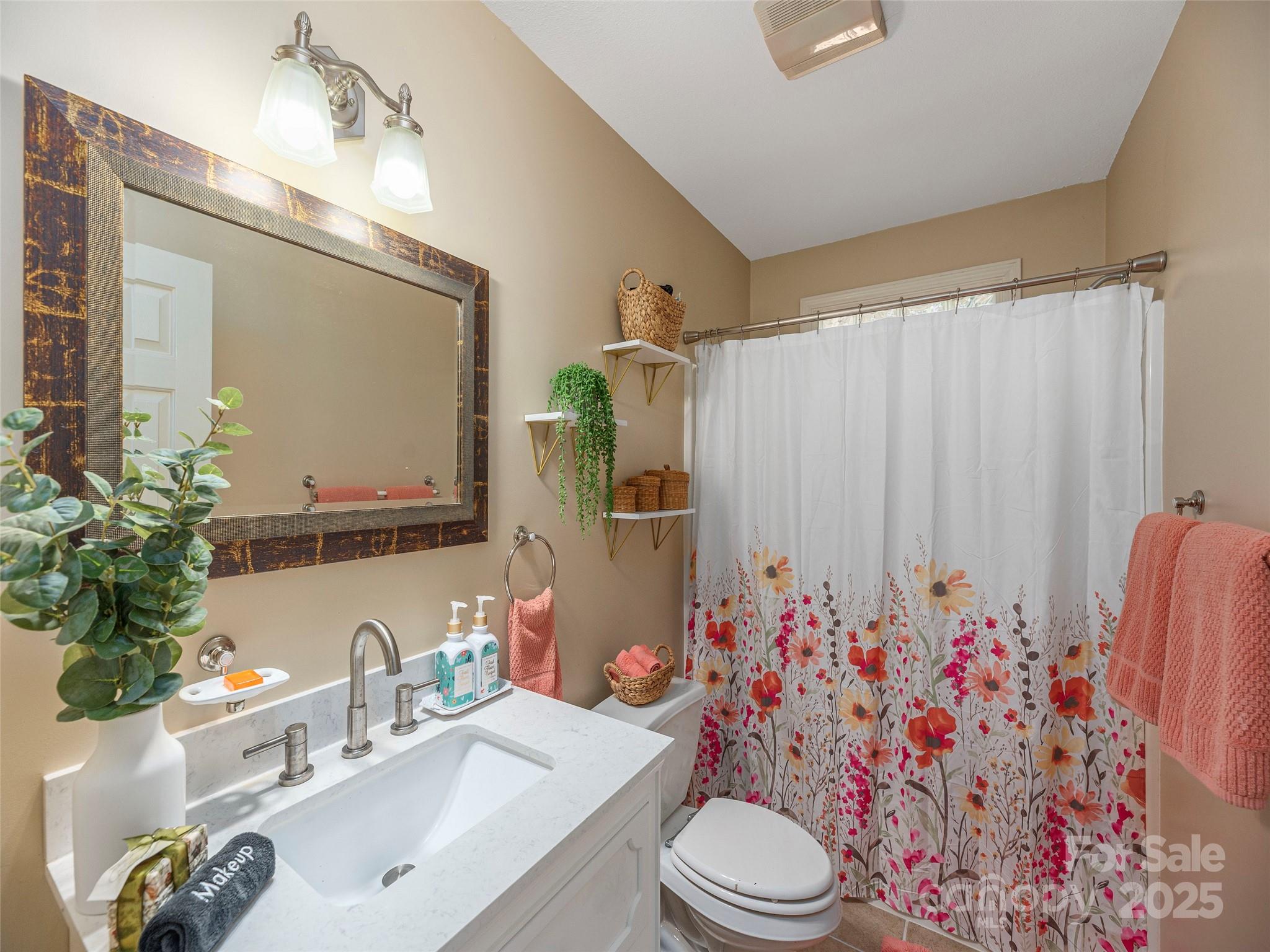 105 Deer Glade Lane Waynesville NC 28786