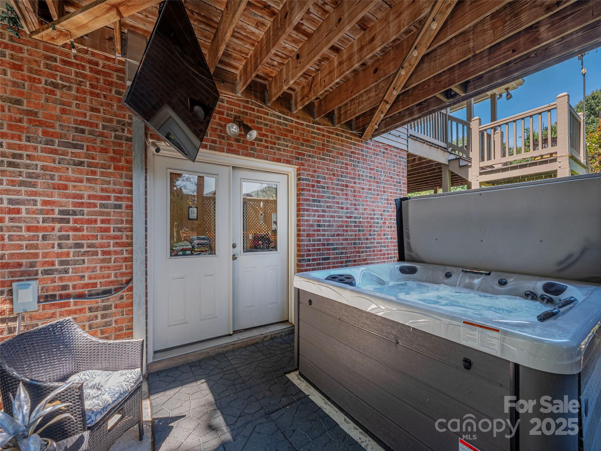 105 Deer Glade Lane Waynesville NC 28786
